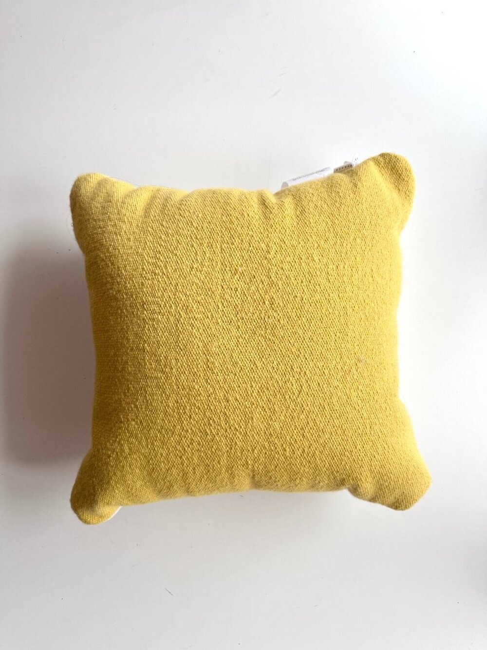 NWT POTTERY BARN Farmhouse Yellow 20" x 20" Outdoor Throw Pillow
